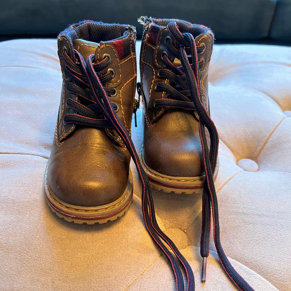 Toddler casual boots